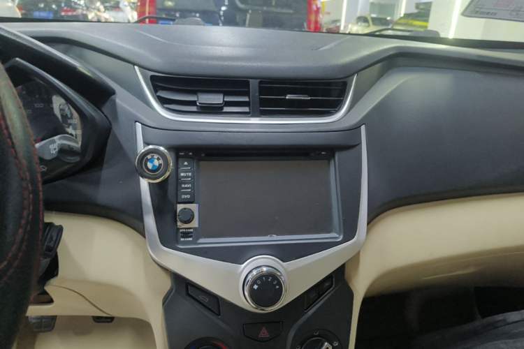 Used Chery Fengyun 2 2015 1.5L Manual New Edition Audio And AC Panel