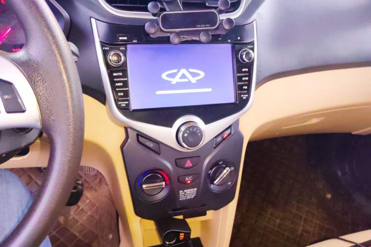 Used Chery Fengyun 2 2015 1.5L Manual New Edition Audio And AC Panel