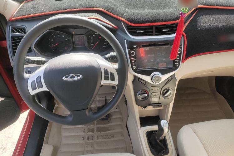 Used Chery Fengyun 2 2015 1.5L Manual New Edition Center Console
