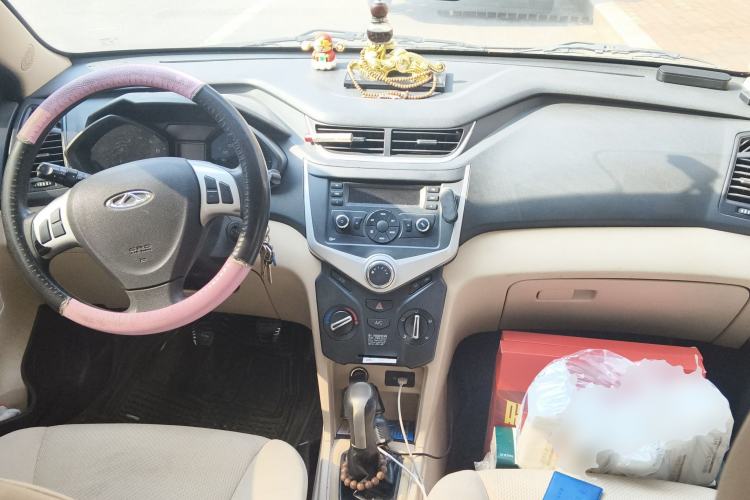 Used Chery Fengyun 2 2015 1.5L Manual New Edition Center Console