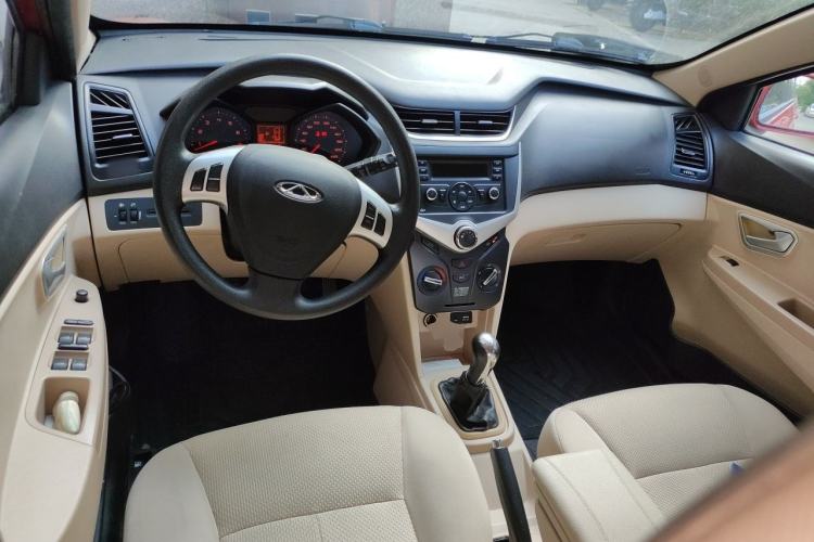 Used Chery Fengyun 2 2015 1.5L Manual New Edition Center Console