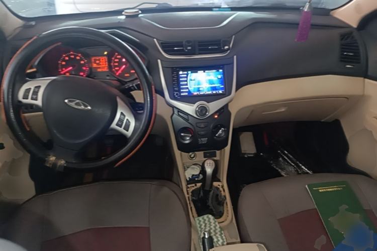 Used Chery Fengyun 2 2015 1.5L Manual New Edition Center Console