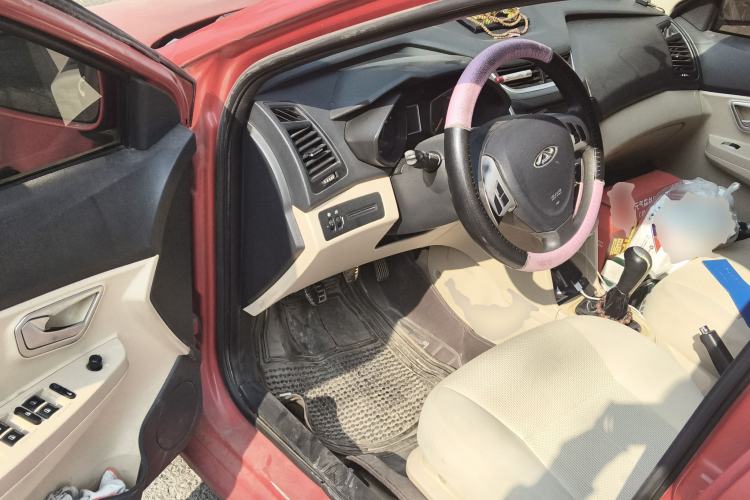 Used Chery Fengyun 2 2015 1.5L Manual New Edition Driver Seat