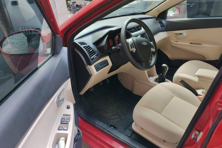 Used Chery Fengyun 2 2015 1.5L Manual New Edition Driver Seat