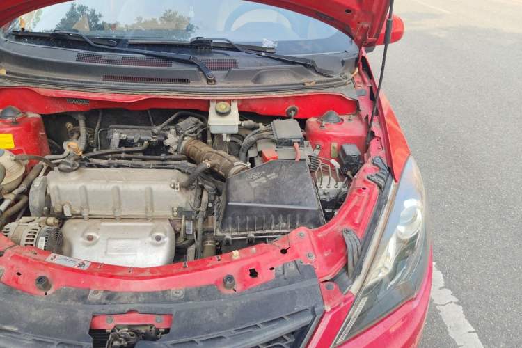 Used Chery Fengyun 2 2015 1.5L Manual New Edition Engine Bay Left
