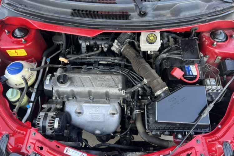 Used Chery Fengyun 2 2015 1.5L Manual New Edition Engine Bay