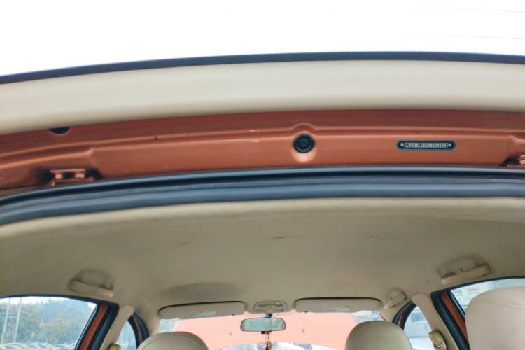 Used Chery Fengyun 2 2015 1.5L Manual New Edition Headliner