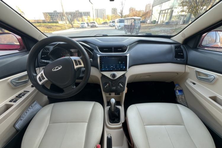 Used Chery Fengyun 2 2015 1.5L Manual New Edition Interior 3