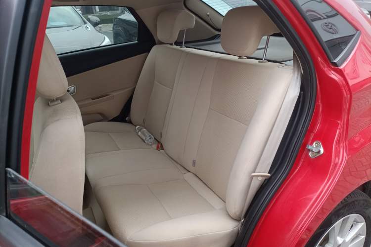 Used Chery Fengyun 2 2015 1.5L Manual New Edition Interior 4