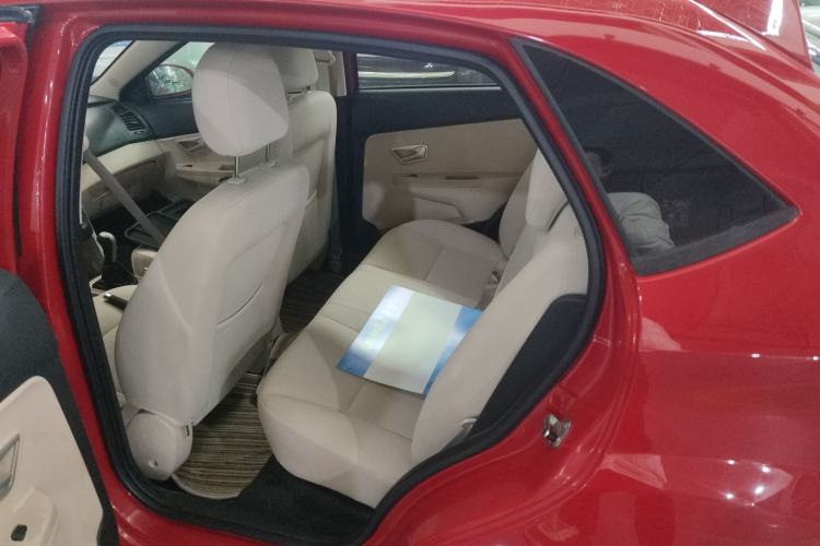 Used Chery Fengyun 2 2015 1.5L Manual New Edition Interior 4