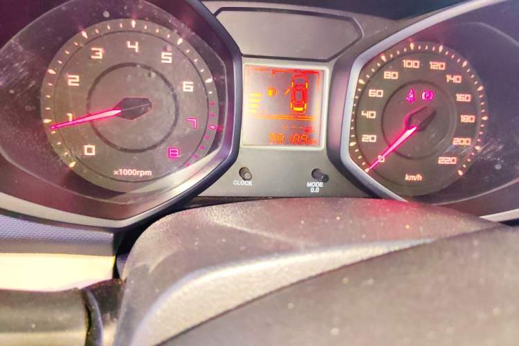 Used Chery Fengyun 2 2015 1.5L Manual New Edition Odometer Close Up