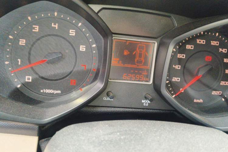 Used Chery Fengyun 2 2015 1.5L Manual New Edition Odometer Close Up
