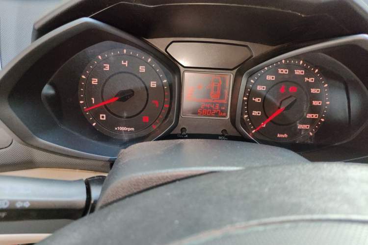 Used Chery Fengyun 2 2015 1.5L Manual New Edition Odometer Close Up