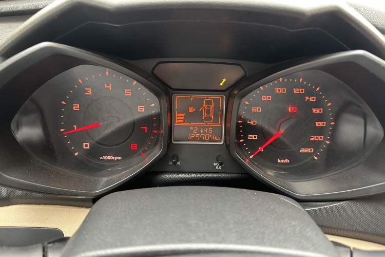 Used Chery Fengyun 2 2015 1.5L Manual New Edition Odometer Close Up