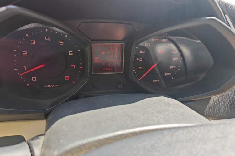 Used Chery Fengyun 2 2015 1.5L Manual New Edition Odometer Close Up