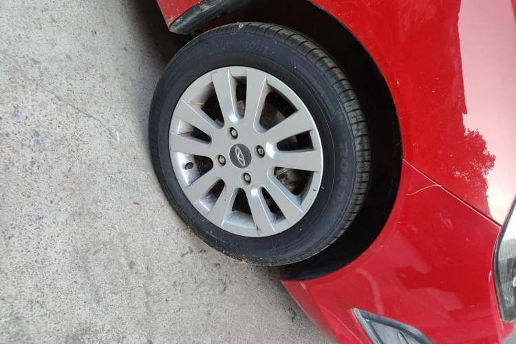 Used Chery Fengyun 2 2015 1.5L Manual New Edition Right Front Wheel Hub