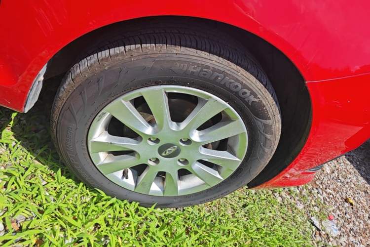 Used Chery Fengyun 2 2015 1.5L Manual New Edition Right Front Wheel Hub