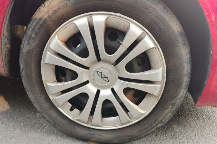 Used Chery Fengyun 2 2015 1.5L Manual New Edition Right Front Wheel Hub