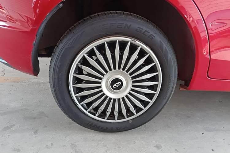 Used Chery Fengyun 2 2015 1.5L Manual New Edition Right Rear Wheel Hub