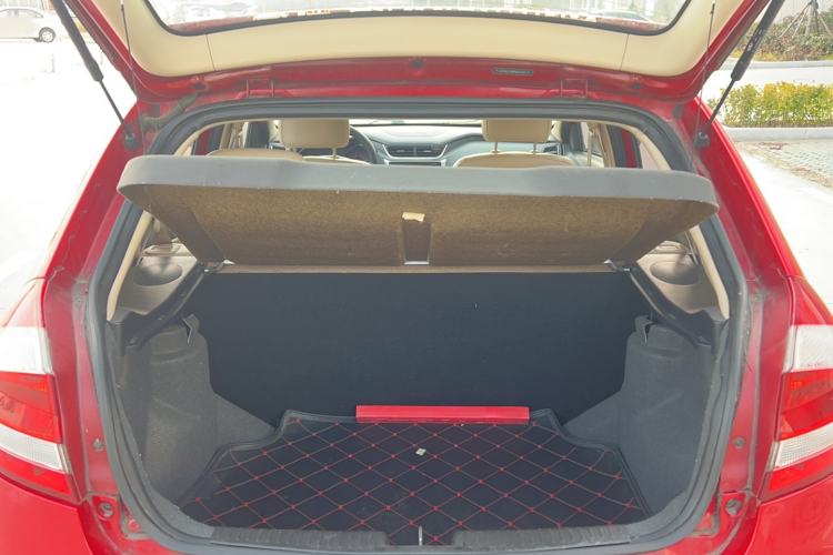 Used Chery Fengyun 2 2015 1.5L Manual New Edition Trunk