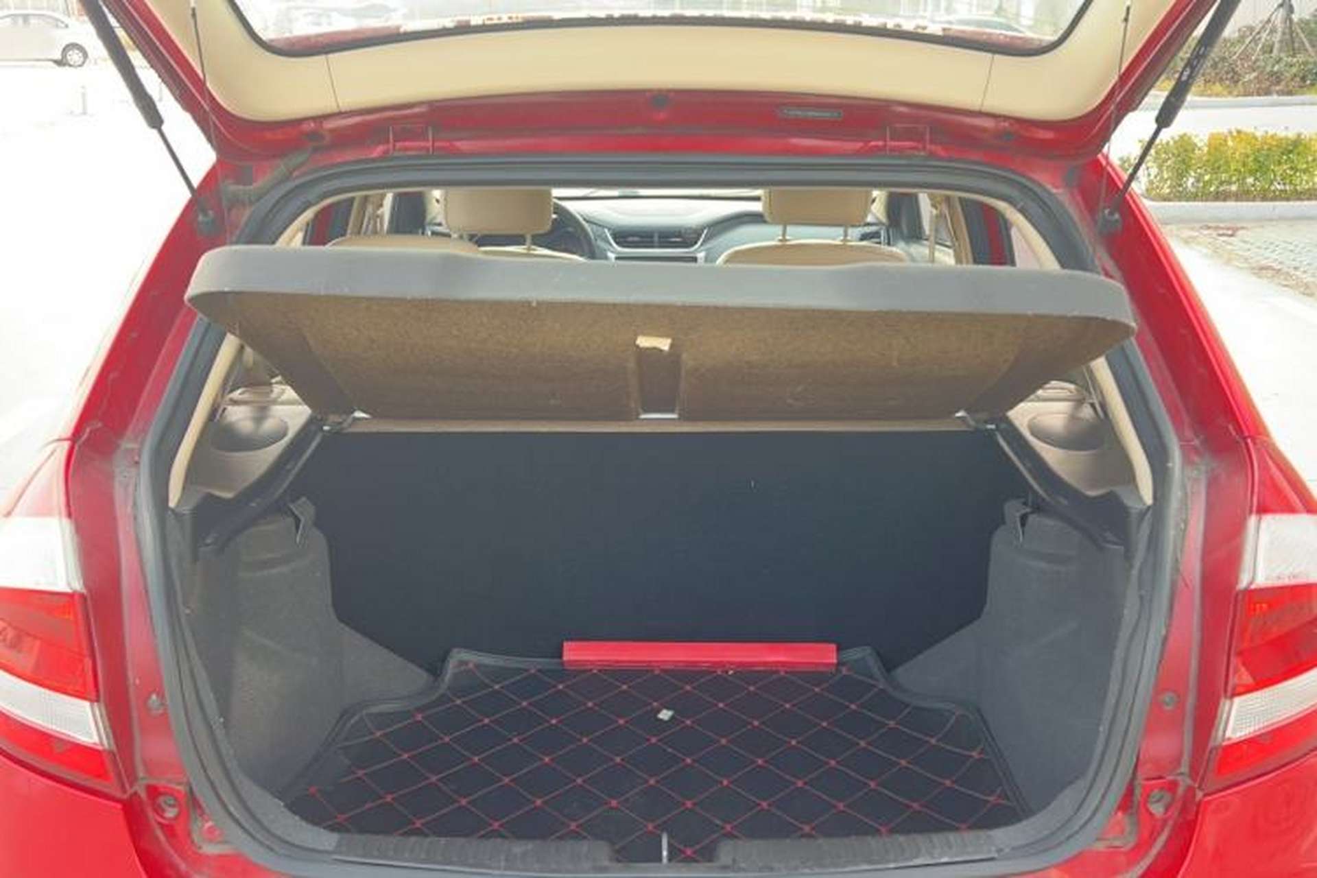Used Chery Fengyun 2 2015 1.5L Manual New Edition Trunk