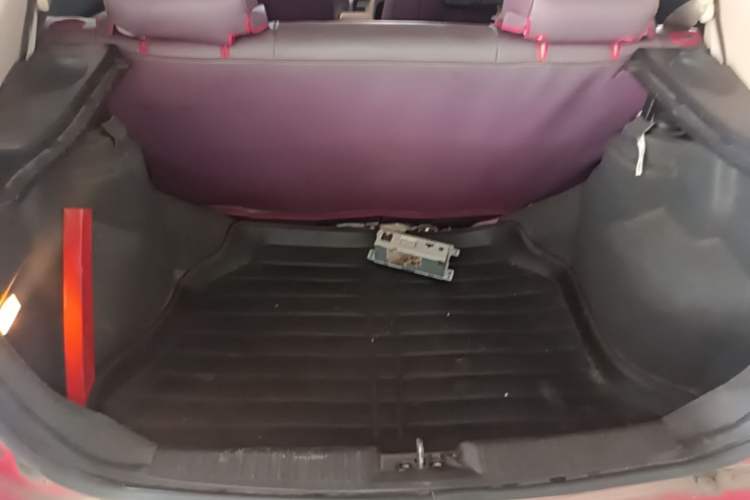 Used Chery Fengyun 2 2015 1.5L Manual New Edition Trunk