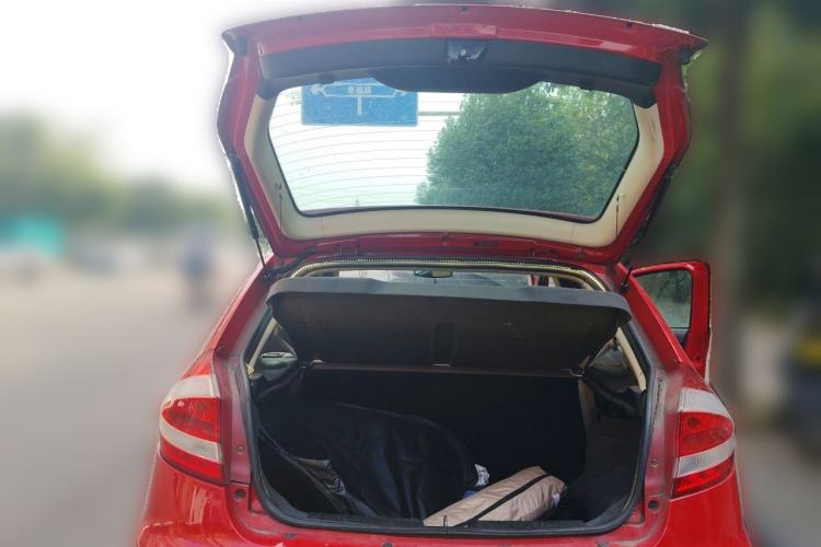 Used Chery Fengyun 2 2015 1.5L Manual New Edition Trunk