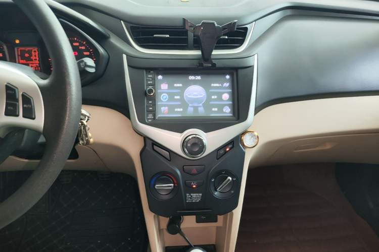 Used Chery Fengyun 2 2015 1.5L Manual New Edition Audio And AC Panel