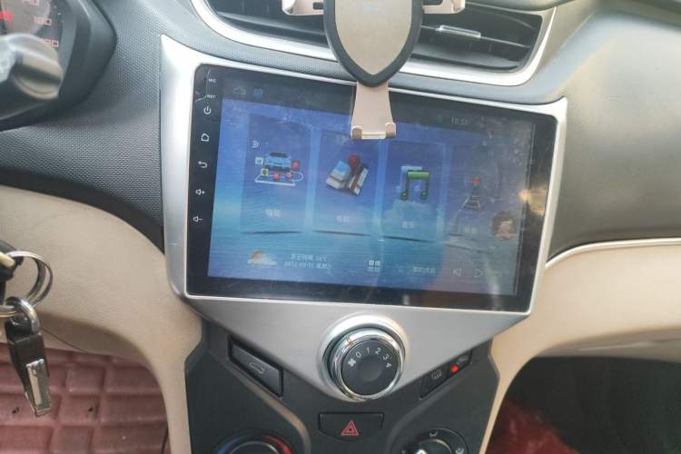 Used Chery Fengyun 2 2015 1.5L Manual New Edition Audio And AC Panel