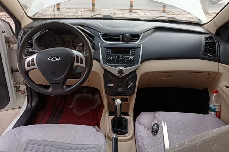 Used Chery Fengyun 2 2015 1.5L Manual New Edition Center Console