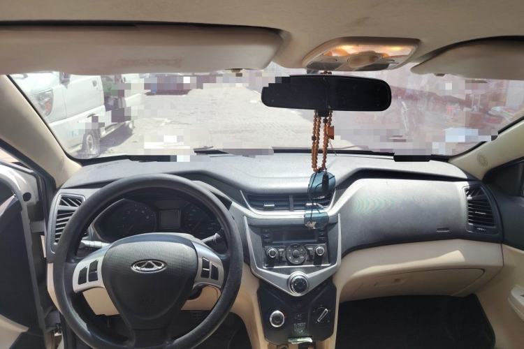 Used Chery Fengyun 2 2015 1.5L Manual New Edition Center Console