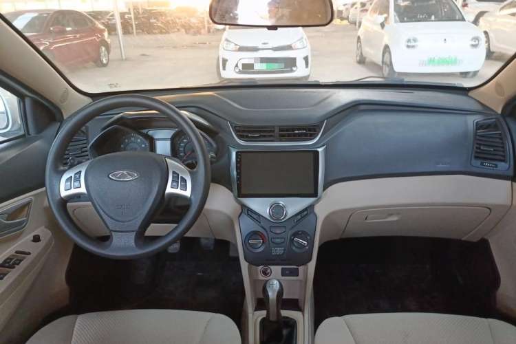 Used Chery Fengyun 2 2015 1.5L Manual New Edition Center Console