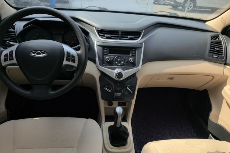Used Chery Fengyun 2 2015 1.5L Manual New Edition Center Console