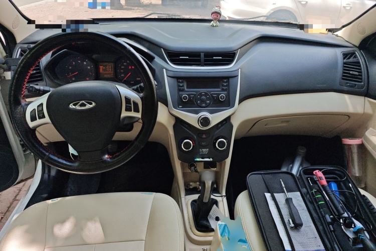 Used Chery Fengyun 2 2015 1.5L Manual New Edition Center Console