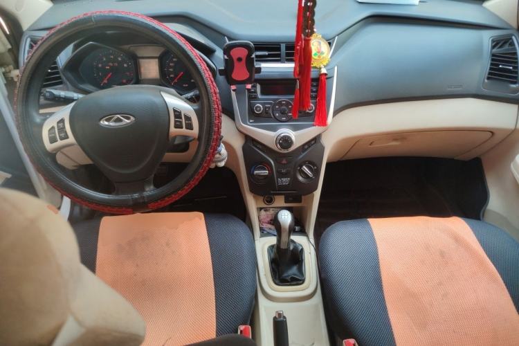 Used Chery Fengyun 2 2015 1.5L Manual New Edition Center Console