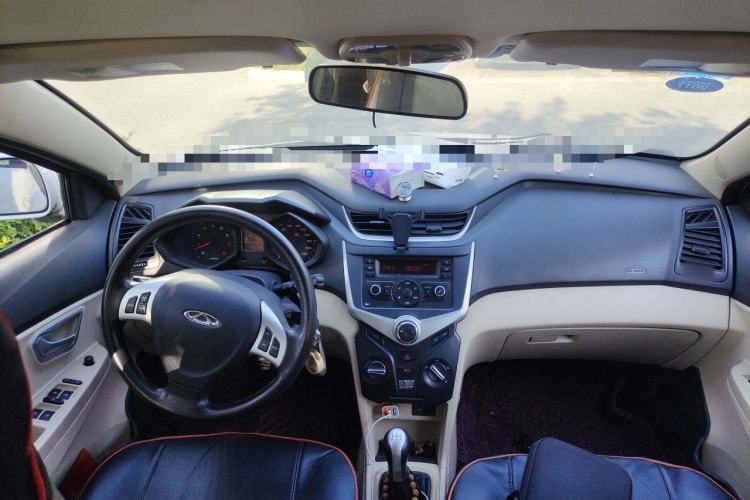 Used Chery Fengyun 2 2015 1.5L Manual New Edition Center Console
