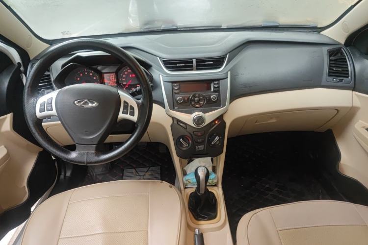 Used Chery Fengyun 2 2015 1.5L Manual New Edition Center Console