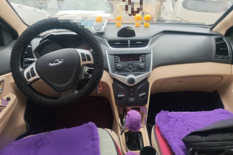 Used Chery Fengyun 2 2015 1.5L Manual New Edition Center Console