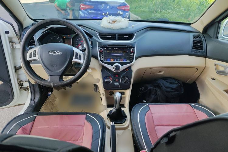 Used Chery Fengyun 2 2015 1.5L Manual New Edition Center Console