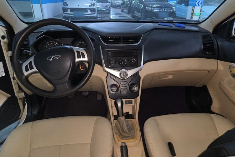 Used Chery Fengyun 2 2015 1.5L Manual New Edition Center Console