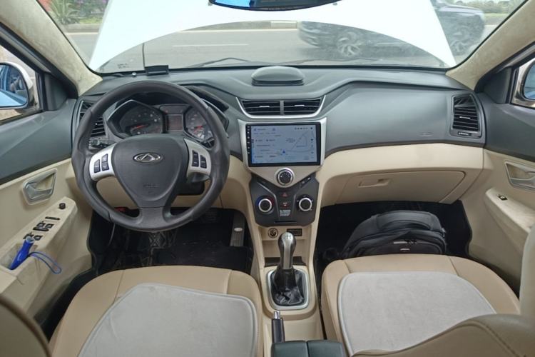 Used Chery Fengyun 2 2015 1.5L Manual New Edition Center Console