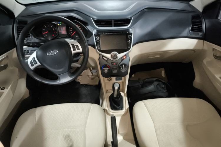 Used Chery Fengyun 2 2015 1.5L Manual New Edition Center Console