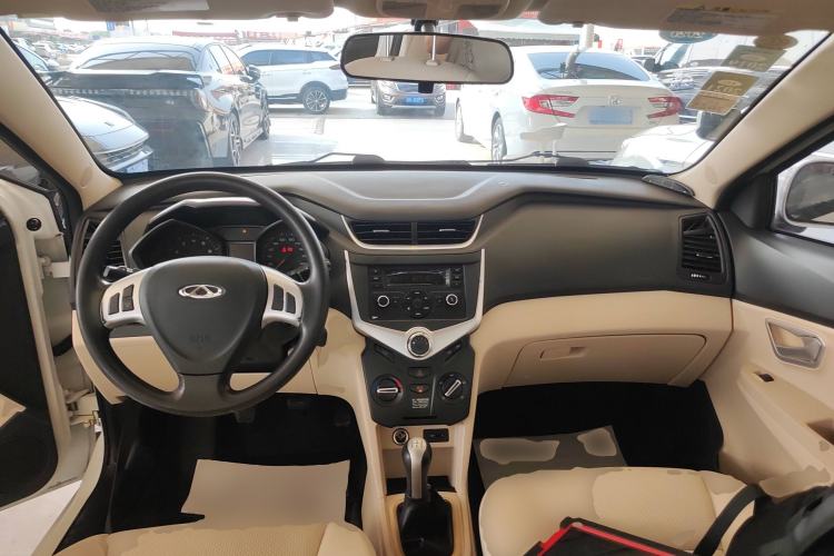 Used Chery Fengyun 2 2015 1.5L Manual New Edition Center Console