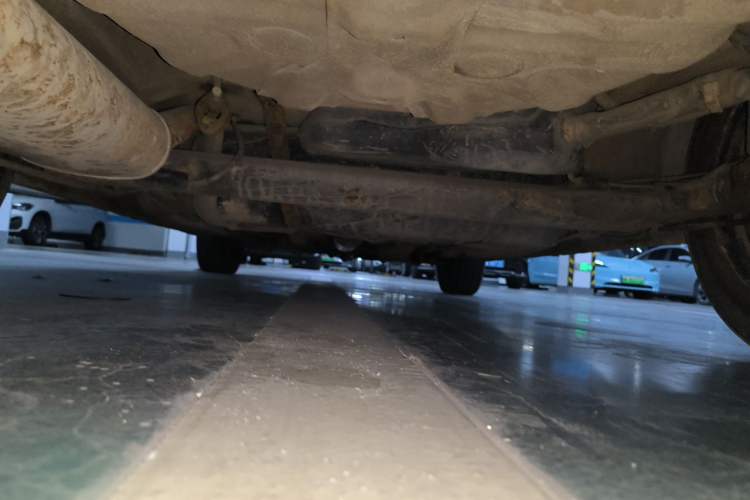 Used Chery Fengyun 2 2015 1.5L Manual New Edition Chassis Rear