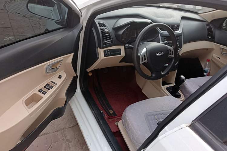 Used Chery Fengyun 2 2015 1.5L Manual New Edition Driver Seat