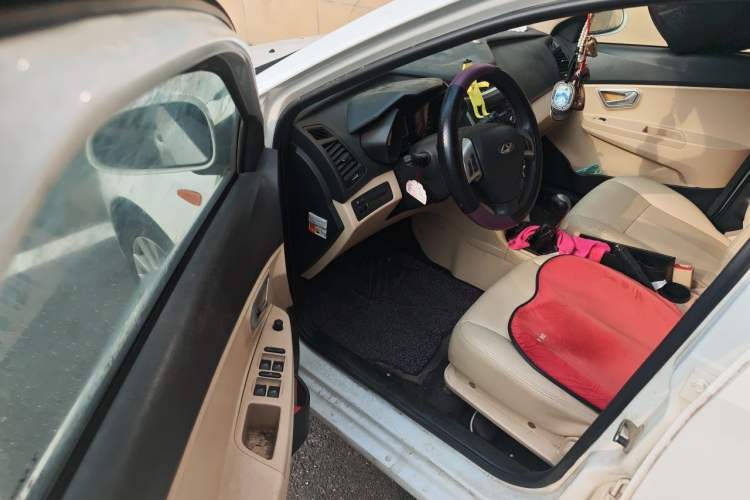 Used Chery Fengyun 2 2015 1.5L Manual New Edition Driver Seat
