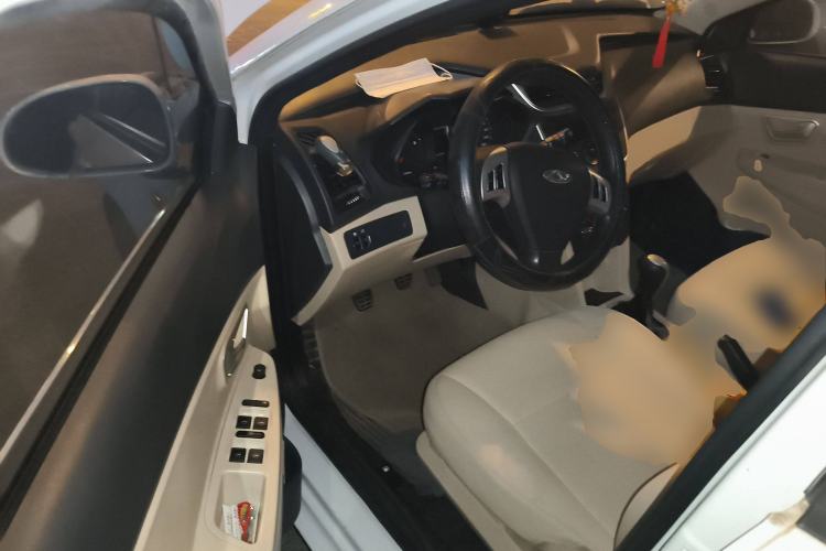 Used Chery Fengyun 2 2015 1.5L Manual New Edition Driver Seat