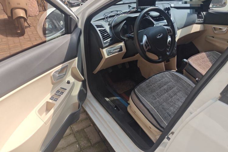 Used Chery Fengyun 2 2015 1.5L Manual New Edition Driver Seat