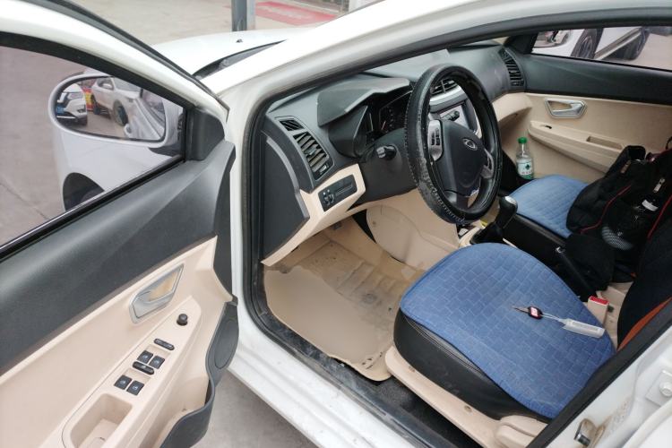 Used Chery Fengyun 2 2015 1.5L Manual New Edition Driver Seat