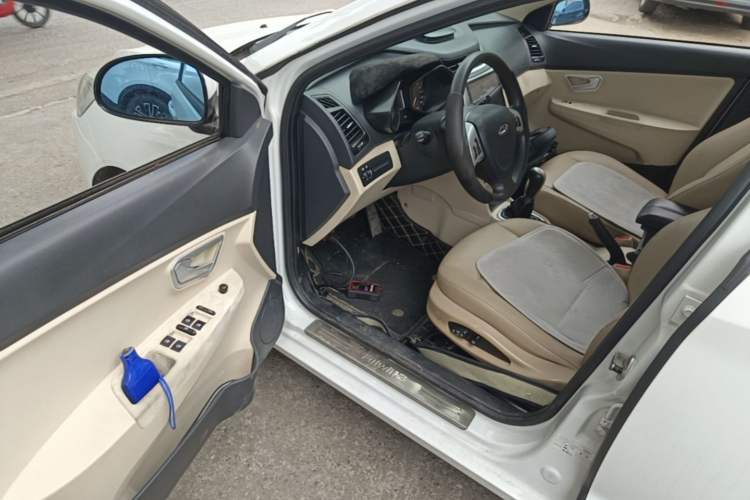 Used Chery Fengyun 2 2015 1.5L Manual New Edition Driver Seat